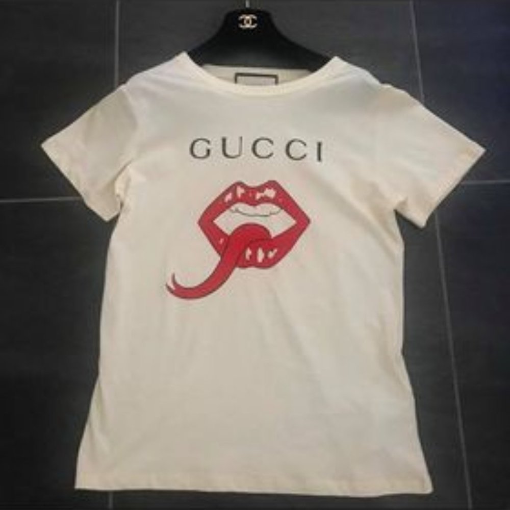 ISO Gucci Mouth Fitted Tee Small or XS DO NOT BUY